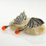 Kolczyki Dragon Wings z łezkami karneolu
