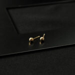gładkie kolczyki kuleczki złocone 4mm