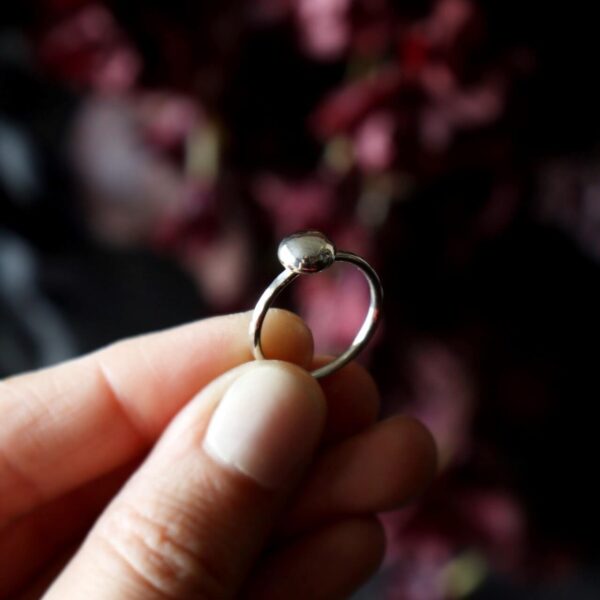 pierścionek minimalistyczny ze srebra